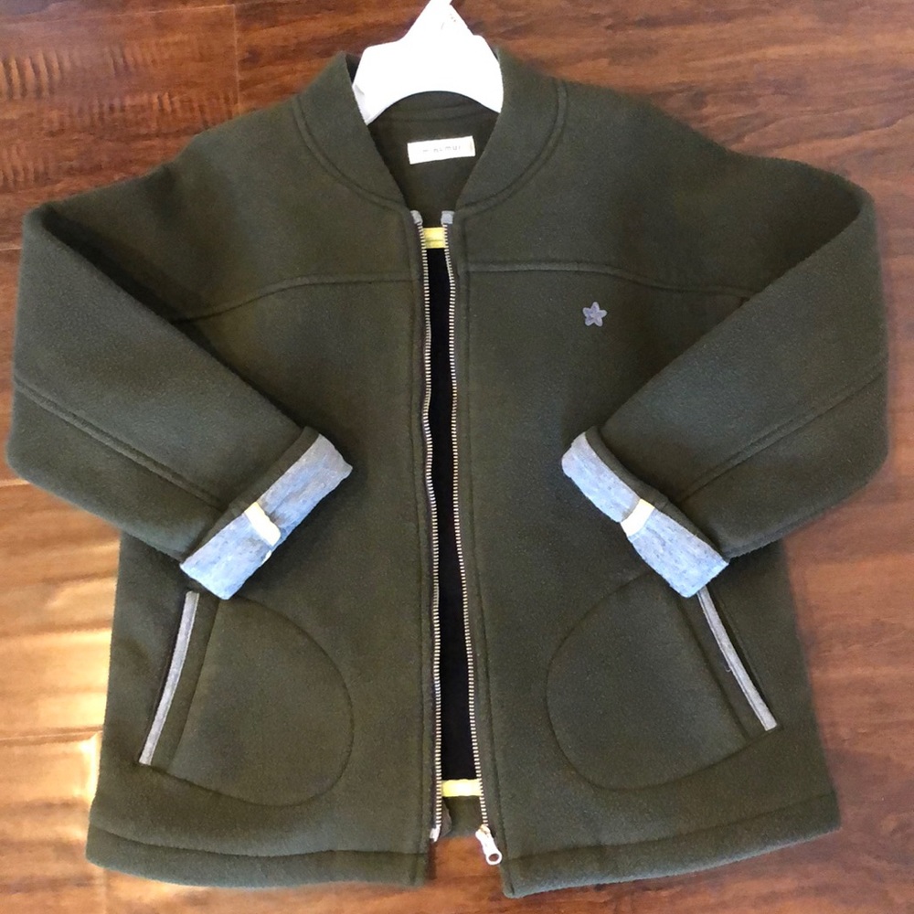 Kids jacket (olive green color)